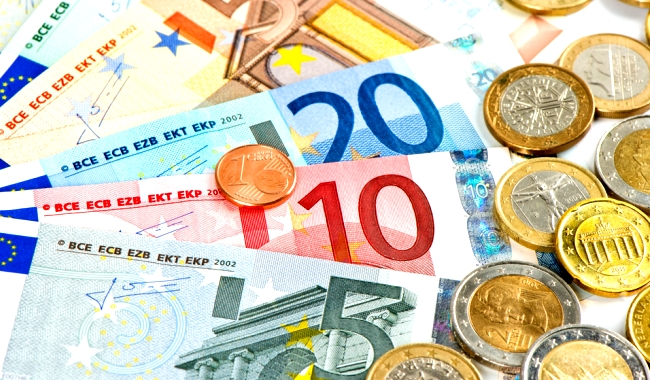 Evro je oslabio nakon sto je indeks poslovnog raspolozenja u Nemackoj pao u aprilu